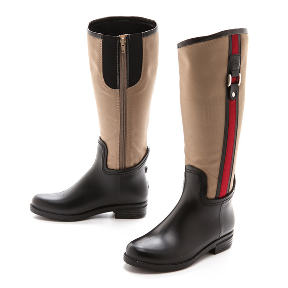 Däv Shoes - ⭐️HP⭐ Dav Coventry NWOT Tan Black Red Rain Boots 7